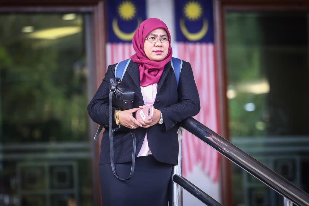 Companies Commission of Malaysia assistant companies registrar Rafidah Yahaya is seen at the Kuala Lumpur Courts Complex August 29, 2019, during the 1MDB trial. — Picture by Hari Anggara