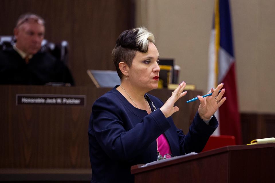 Jenny Dorsey, then a prosecutor in the Nueces County District Attorney's Office, presents an opening statement in a capital murder case in September 2018.