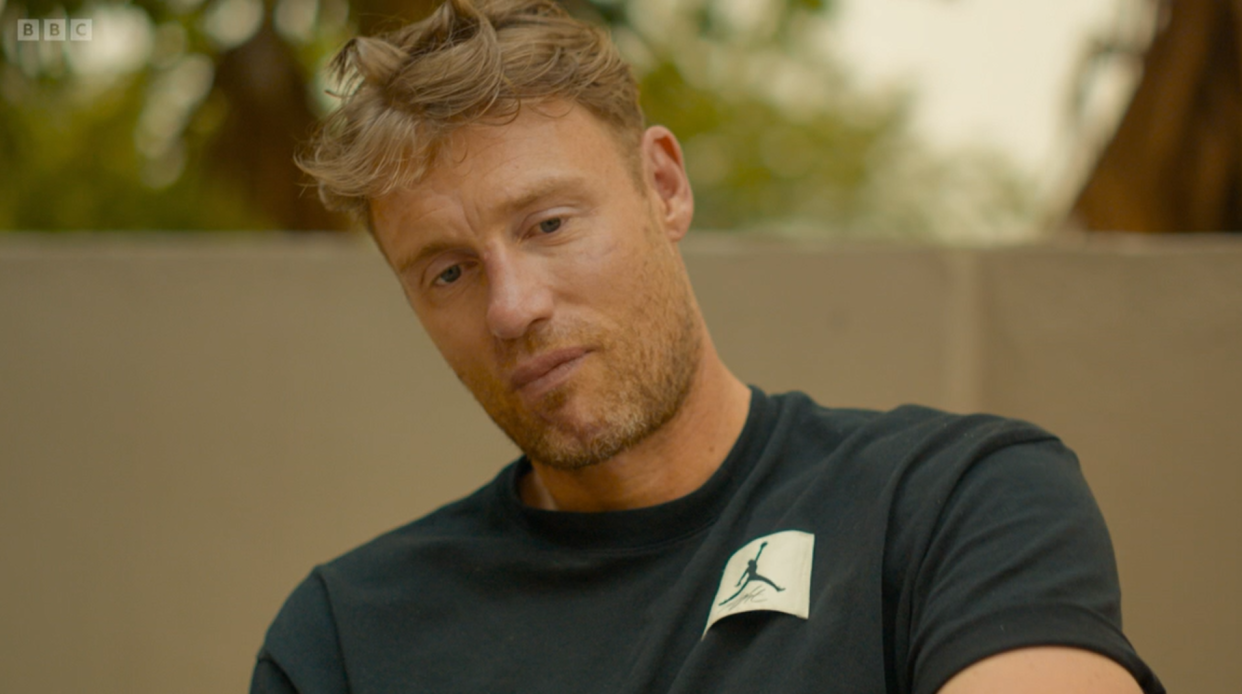 Freddie Flintoff shared some emotional chats with his team. (BBC screengrab)