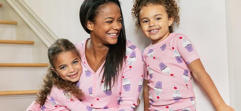 Sweet Cupcake Valentine Pajamas