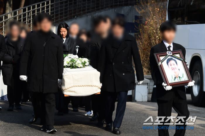 李善均的葬禮於29日中午舉行。（翻攝自體育朝鮮）