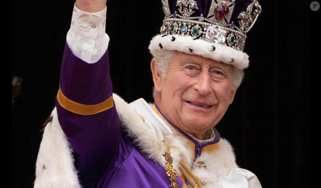 &lt;p&gt;L&#39;un des proches de Charles III a fait le buzz pendant son couronnement.&lt;/p&gt;
&lt;p&gt;Le roi Charles III d&#39;Angleterre - La famille royale britannique salue la foule sur le balcon du palais de Buckingham lors de la c&#xe9;r&#xe9;monie de couronnement du roi d&#39;Angleterre &#xe0; Londres. &lt;br /&gt;&lt;br /&gt;&lt;/p&gt; - &#xa9; BestImage, Agence / Bestimage