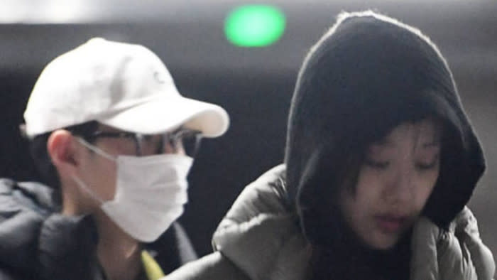 The couple were spotted together near Na-eun's apartment