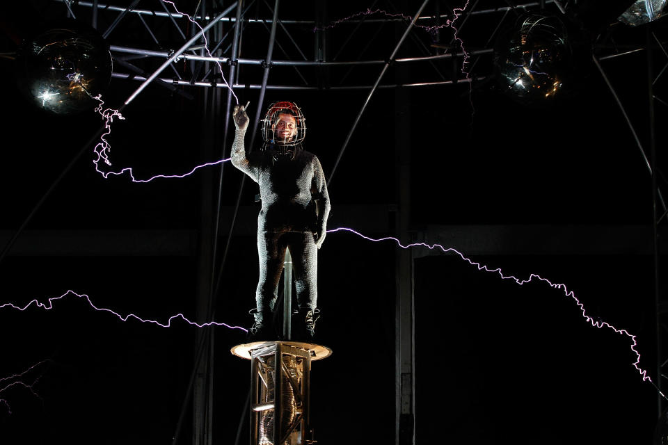 NEW YORK, NY - OCTOBER 08: David Blaine attends the "Electrified: 1 Million Volts Always On" stunt finale at Pier 54 on October 8, 2012 in New York City. (Photo by Laura Cavanaugh/Getty Images)