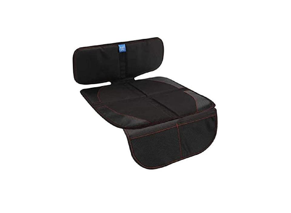 The mat is suitable for all infant carriers, car seats, and boosters meaning you can use it continually as your child grows