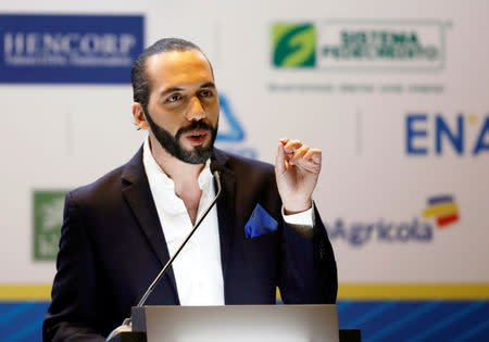 FILE PHOTO: Presidential candidate Nayib Bukele of the Great National Alliance (GANA), participates on the National Encounter of Private Enterprise ENADE 2018 in San Salvador, El Salvador on Oct. 8, 2018. REUTERS/Jose Cabezas/File Photo