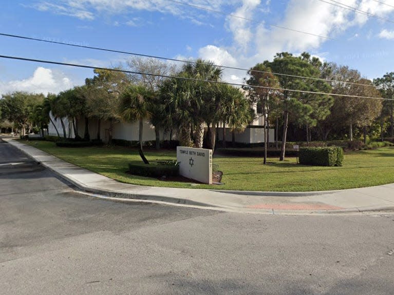 The outside of Temple Beth David in Florida.