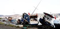 <p>El terremoto ocurrido en la madrugada de este viernes ocasionó daños en diferentes estructuras de la isla. También en tiendas, restaurantes y viviendas. Decenas de personas resultaron heridas. (FOTO: EFE) </p>