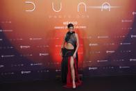La actriz estadounidense Zendaya posa en una sesión fotográfica para promover la película "Dune: Part Two" en la Ciudad de México el lunes 5 de febrero de 2024. (Foto AP/Marco Ugarte)