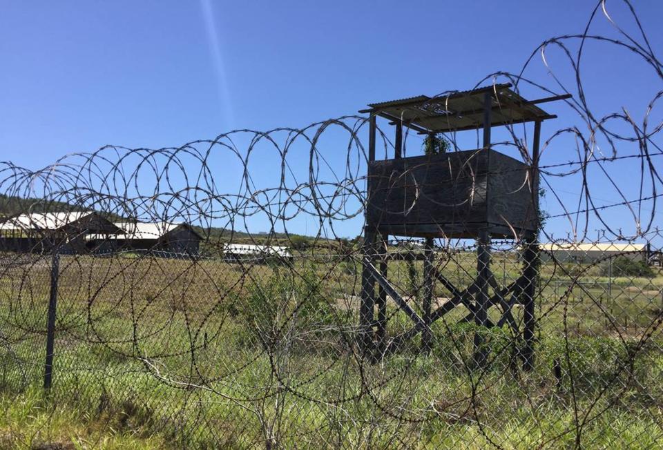 美國軍方在古巴關塔那摩海灣基地的X光營地。(法新社)