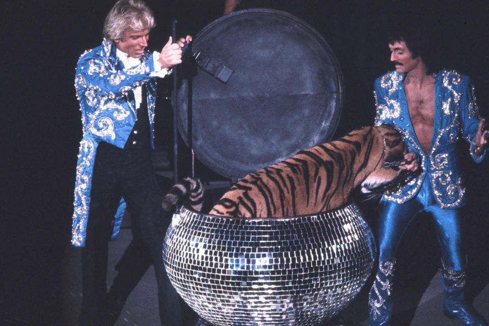 Siegfried & Roy: Remembering the Illusionists' Lives and Careers in Photos