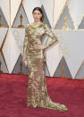 <p>Jessica Biel’s form-fitting Kaufman Franco gold gown was already stunning. Then, she basically assured herself a spot on the best dressed list by adding lots of Tiffany & Co. bling, most notably a necklace with more than<span> 350 uniquely shaped 18 karat gold fronds and m</span><span>ore than 200 baguette diamonds. She also wore a $21,500 ring. </span><em>(Photo: Getty Images)</em> </p>