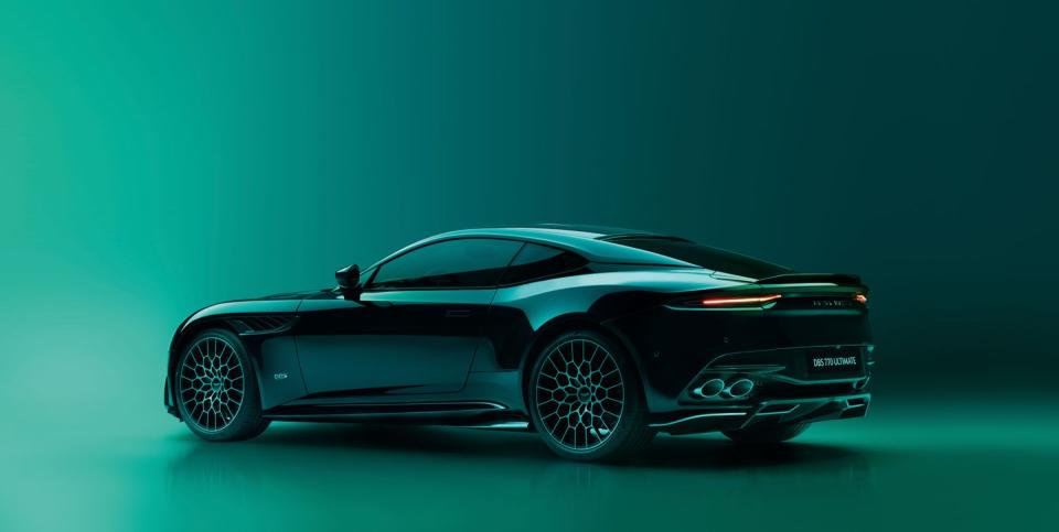 2023 aston martin dbs 770 ultimate