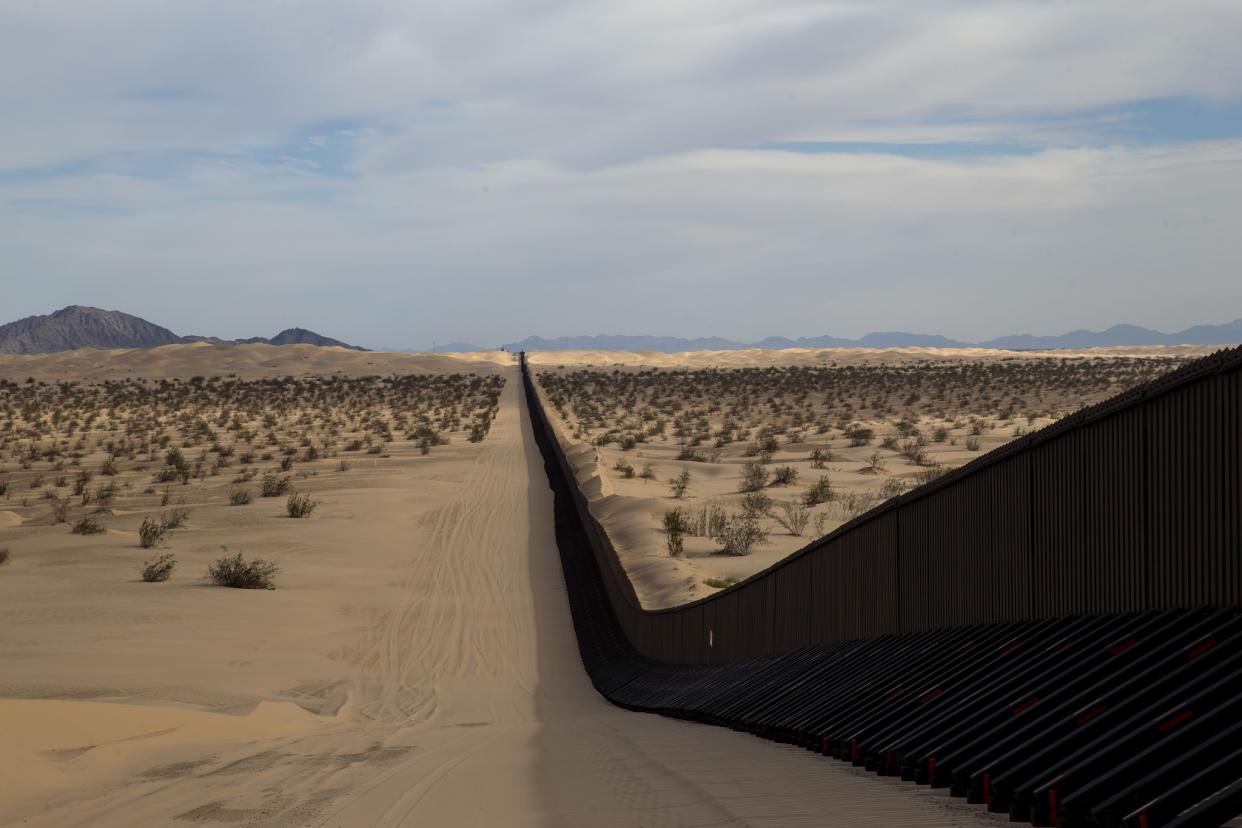 Border wall on the California side near Yuma, Ariz. (Photo: Eric Thayer for Yahoo News)