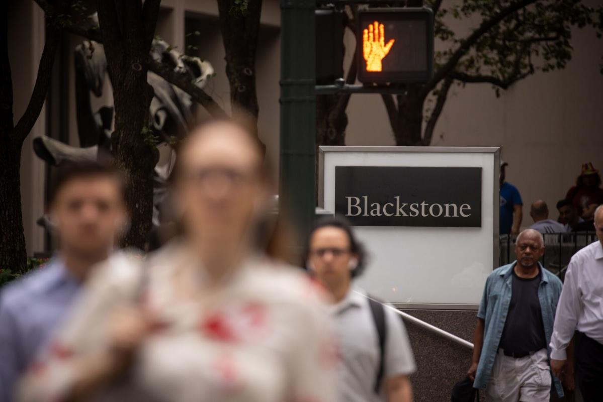 Blackstone Targets Richer Clients Than Its Rivals for a New Fund