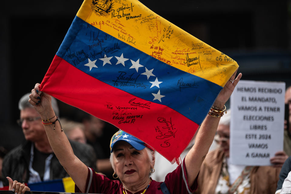 La oposición venezolana ha elegido a Edmundo González Urrutia como candidato, (Photo by Marcos del Mazo/LightRocket via Getty Images)