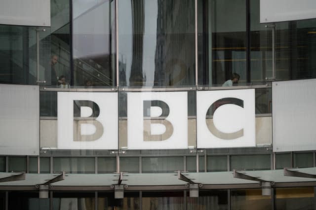 Former BBC journalist Kelly Jobanputra killed by train