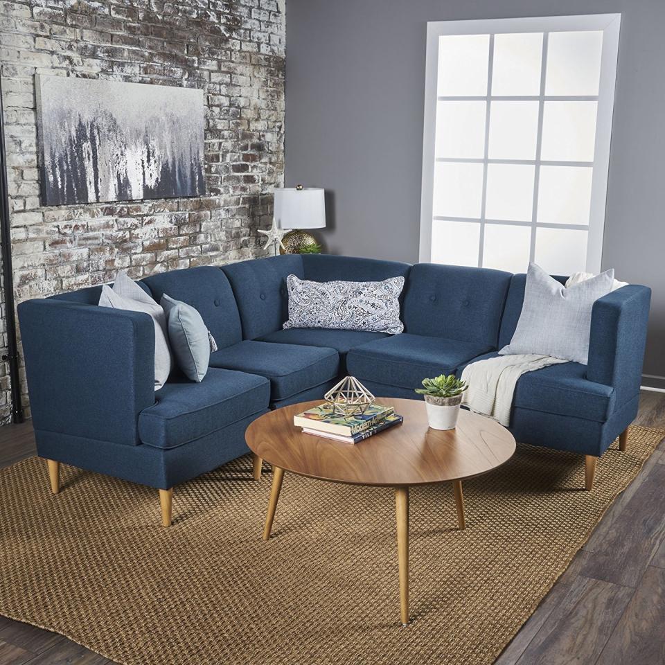 <a href="https://www.amazon.com" target="_blank">Amazon</a> is already a&nbsp;huge competitor when it comes to easy and fast delivery, so it makes sense that they'd sell furniture that's also competitive in that space. They have <a href="https://www.amazon.com" target="_blank">tons of options</a> that make putting together and taking apart furniture simple, like this&nbsp;5pc <a href="https://www.amazon.com/Mid-Century-Sectional-Comfortable-Convertible-Interlocking/dp/B0753VJHFN/ref=sr_1_1_sspa?ie=UTF8&amp;qid=1508346433&amp;sr=8-1-spons&amp;keywords=modular+furniture&amp;psc=1" target="_blank">Mid-Century Tufted Modular Sectional Sofa by Milltow</a>n.