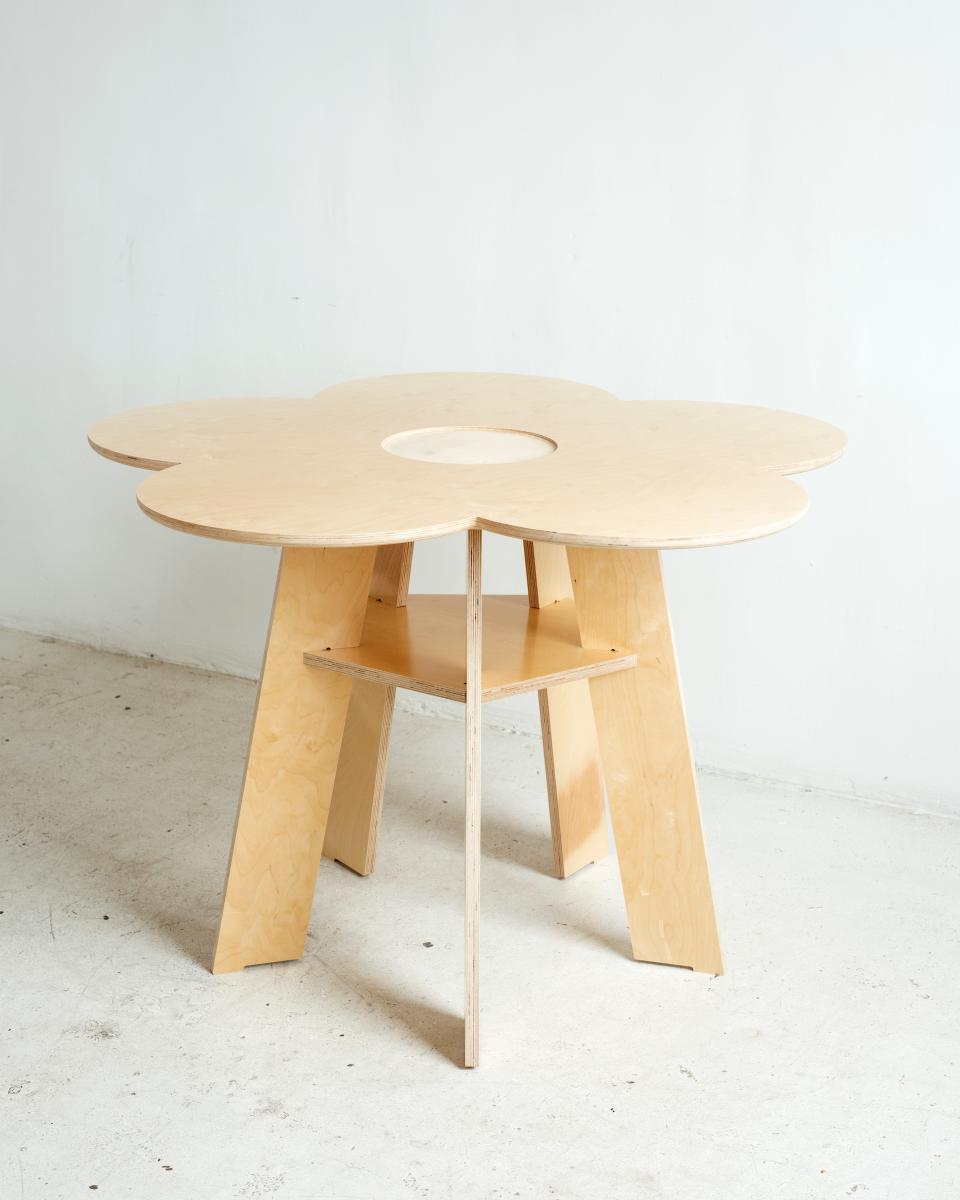 E&Ko.'s standard table made out of birch plywood.