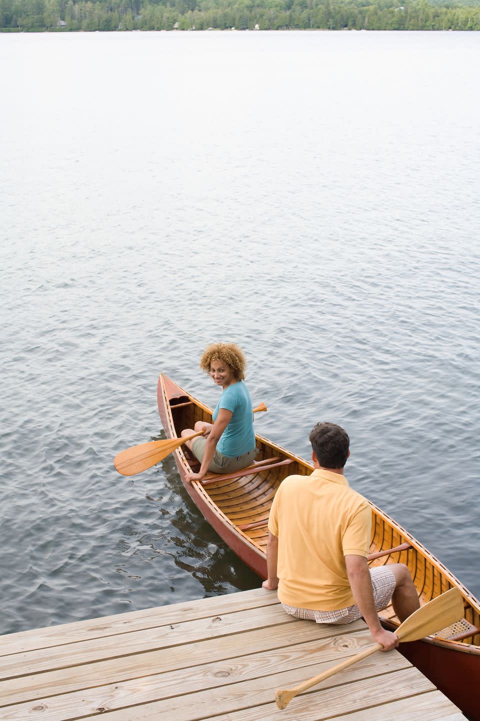 Paddle a Canoe