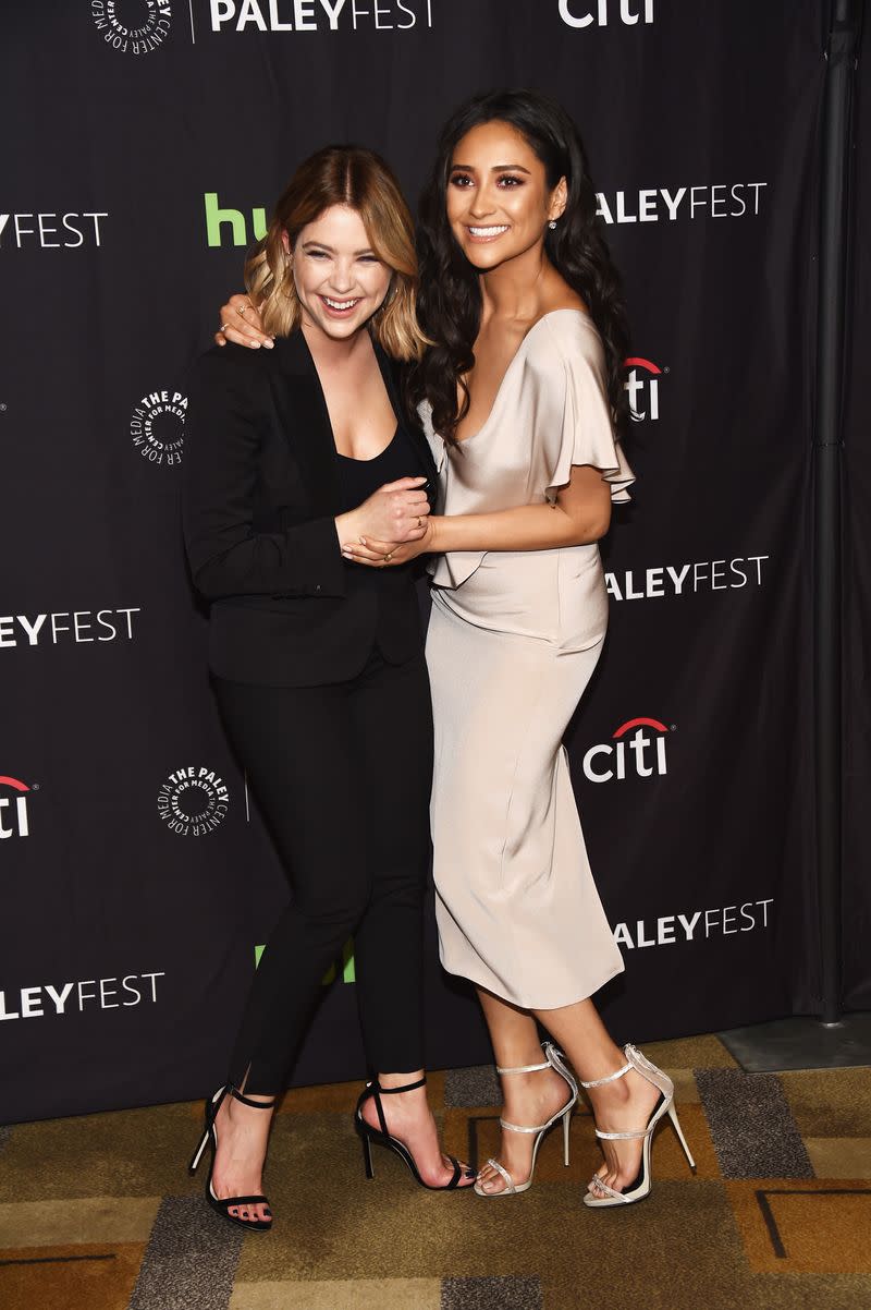 <p> The entire cast of&#xA0;<em>Pretty Little Lies</em>&#xA0;is close, but no pair seem as close as Benson and Mitchell. They&apos;re both best friends and former co-workers, and if you take a peek at either of their Instagrams, you&apos;re sure to see the two of them hanging out.&#xA0; </p>