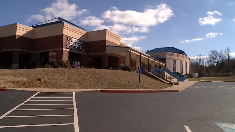 Teen Protesting Her School's Dress Code Was Forced by Her Principal to Get on Her Knees