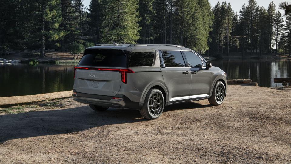 2025 kia carnival on dirt parking lot