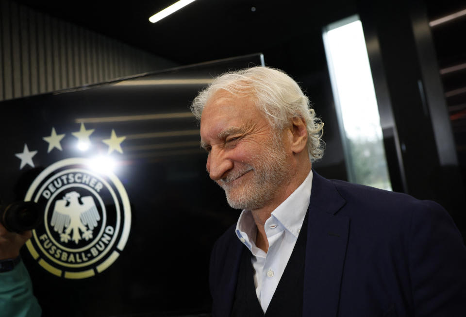 DFB-Sportdirektor Rudi Völler bei einer Pressekonferenz im Januar (Bild: REUTERS/Heiko Becker)