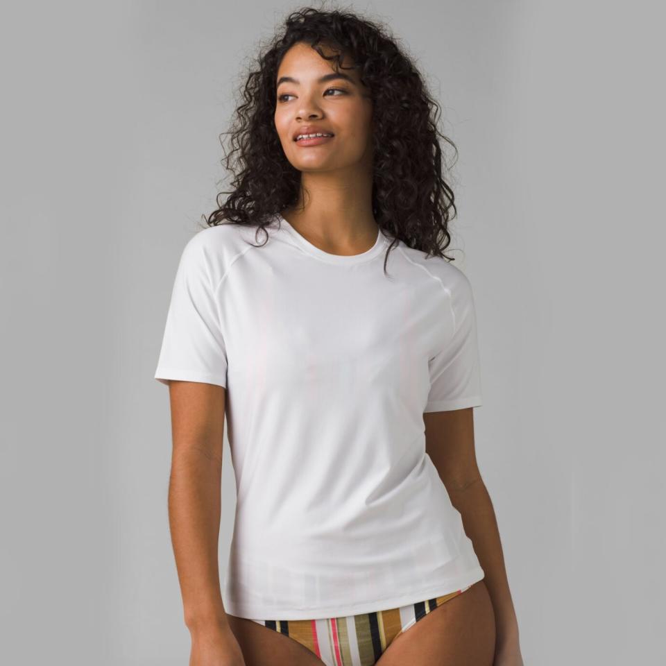 prana-white-t-shirt-rash-guard-surfing