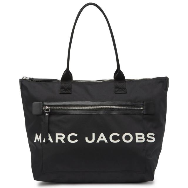 Details 145+ celebrities wearing marc jacobs bags 