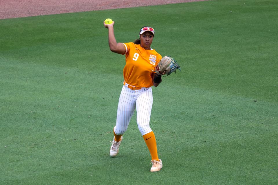 Tennessee outfielder Kiki Milloy (9) during the NCAA Regional Softball game against Oregon State at the Sherri Parker Lee Stadium in Knoxville, TN on Saturday, May 21, 2022.