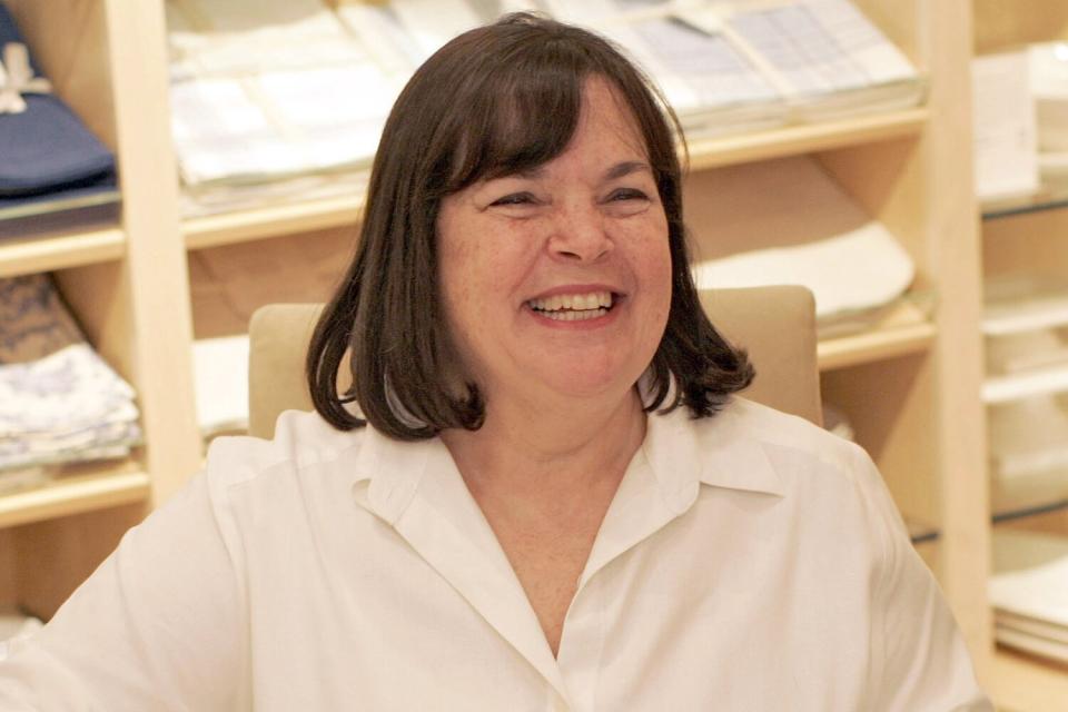 Ina Garten attends &quot;The Barefoot Contessa&quot; Book Signing At William Sonoma on November 14, 2008 in Santa Monica, California.