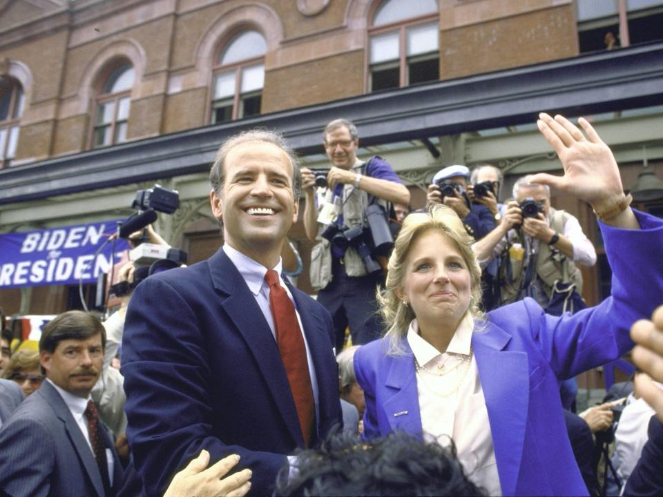 Joe and Jill Biden announcing his candidacy for the Democratic presidential nomination in 1987