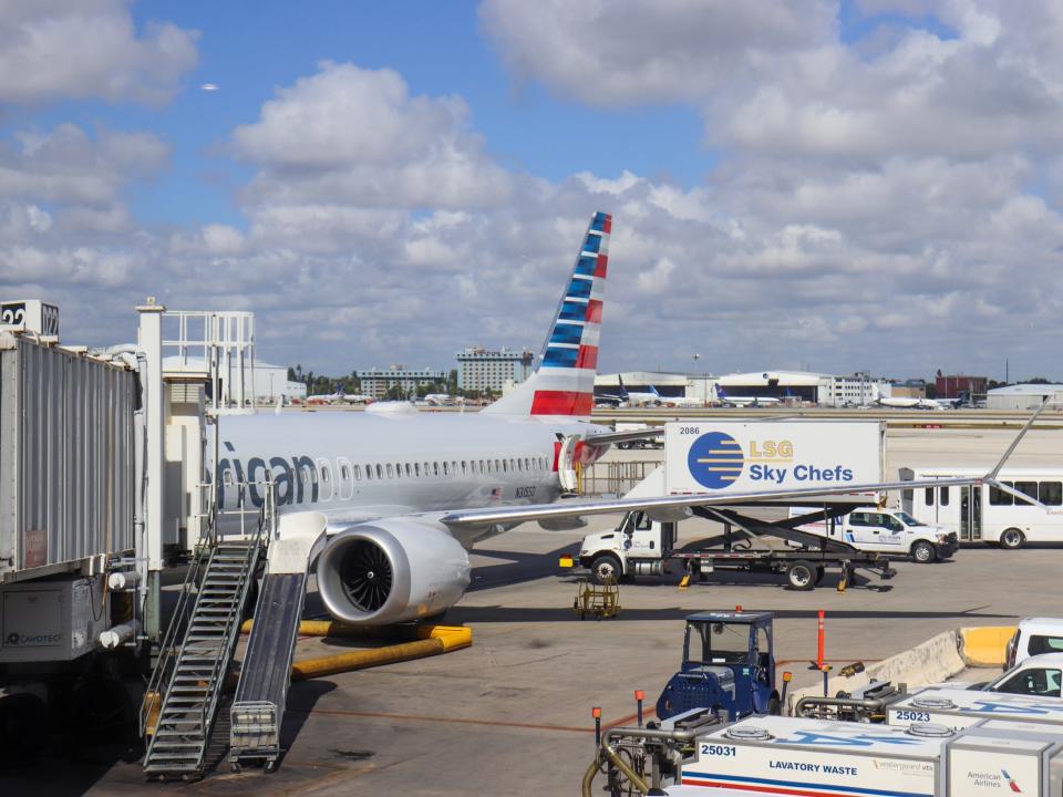 Flying on American Airlines Boeing 737 Max.