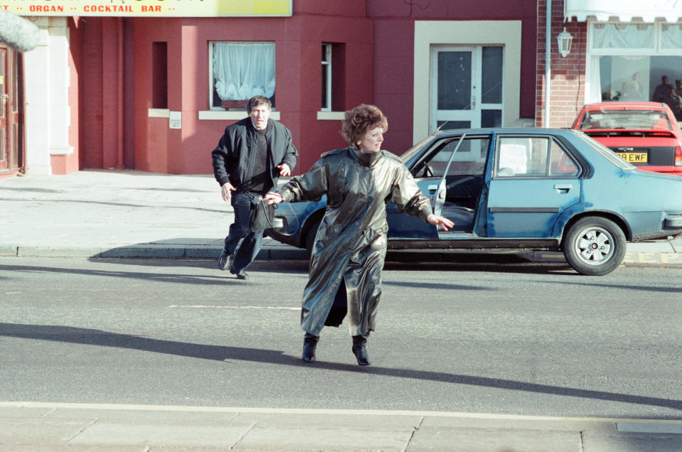 The cast of 'Coronation Street' filming scenes for death of Alan Bradley storyline in Blackpool. Barbara Knox and Mark Eden. 30th October 1989. (Photo by Andrew Stenning/Mirrorpix/Getty Images)