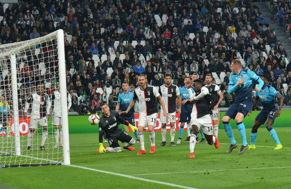 Atalanta's Josip Ilicic scores during the Italian Serie A soccer match Juventus FC and Atalanta BC at the Allianz Stadium in Turin, Italy, Sunday May 19, 2019. (Alessandro Di Marco/ANSA via AP)