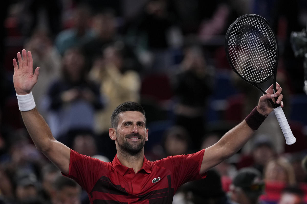 Djokovic easily moves into the fourth round of the Shanghai Masters and meets Safiullin, who defeated Tiafoe