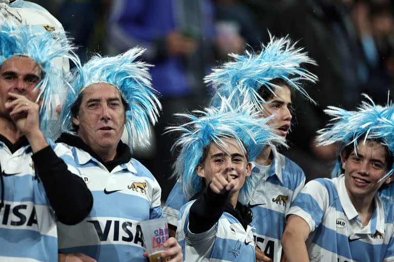 Los argentinos fueron más que los neozelandeses en el Stade de France, pero el público local no los acompañó y terminaron apagados, como los Pumas frente a All Blacks en la primera semifinal del Mundial de Francia.