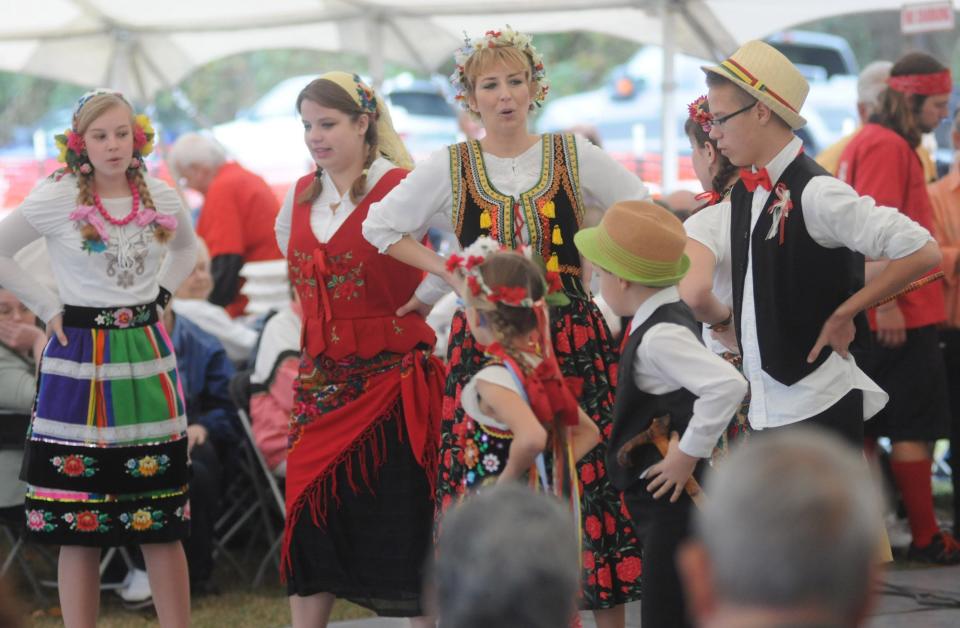 Performers at the St. Stanislaus Polish Festival, 2013.