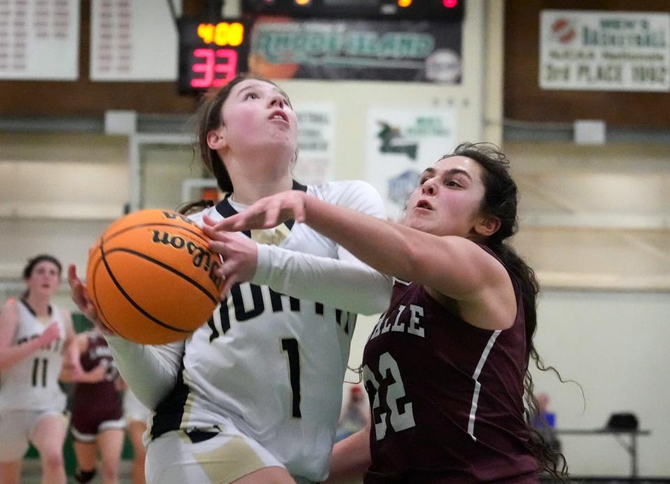 After losing in the D-I title game, Brooke Faunce and North Kingstown are ready to fight to win a state crown and will get the chance to play for one if they can beat Moses Brown in Saturday's semifinal.