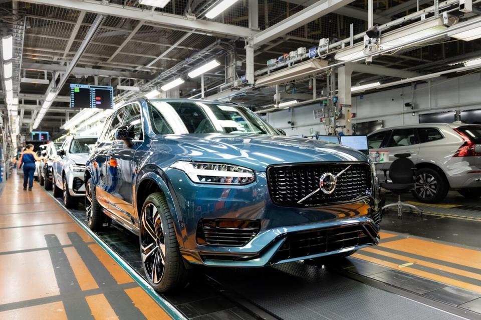 325574_Volvo_Cars_last_diesel_car_rolls_off_the_production_line.jpg