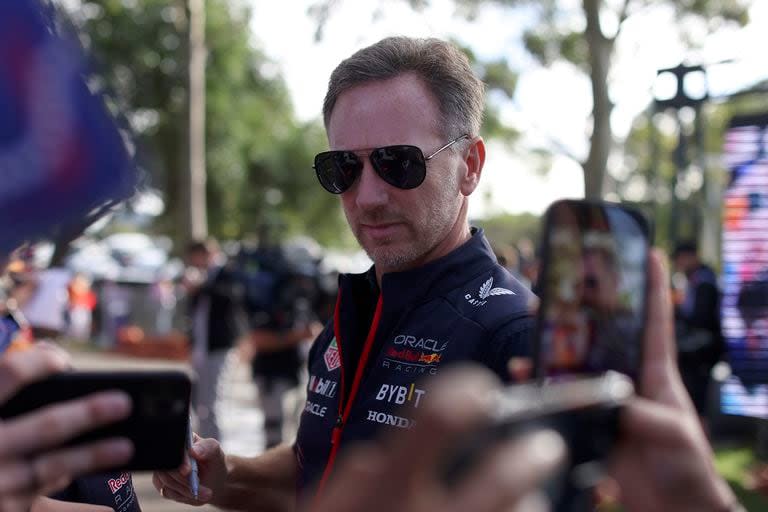 Christian Horner solamente rechazó todas las acusaciones en público, pero en privado fue sometido a una larga audición en Red Bull.