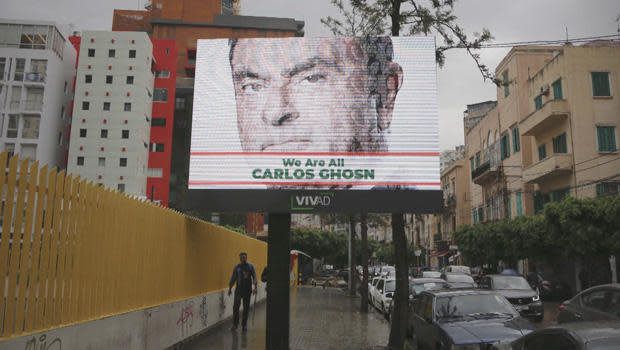 street-sign-in-lebanon-we-are-all-carlos-ghosn-620.jpg 