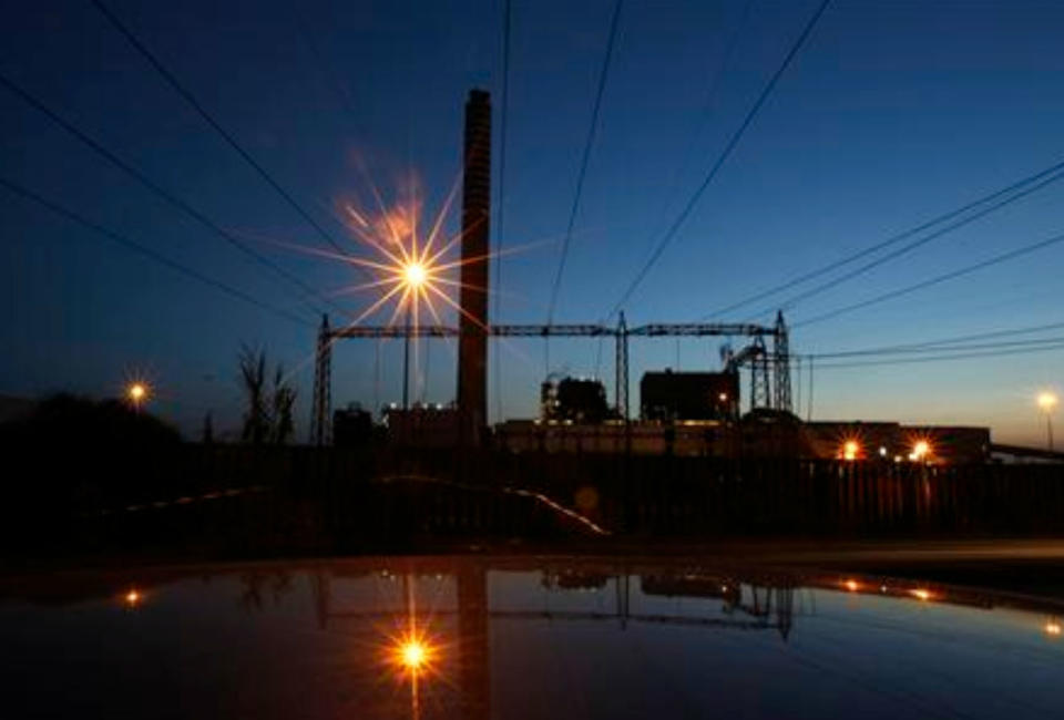 <p>En Italia también hay 2.700 puestos de trabajo en el sector del carbón, aunque todos en centrales eléctricas que usan esta energía. (Foto: Alessandro Biachi / Reuters). </p>