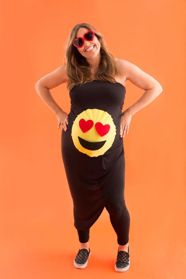 13 Fun Ways To Dress Up That Baby Bump [Pregnancy Halloween Costumes] – Tip  Junkie