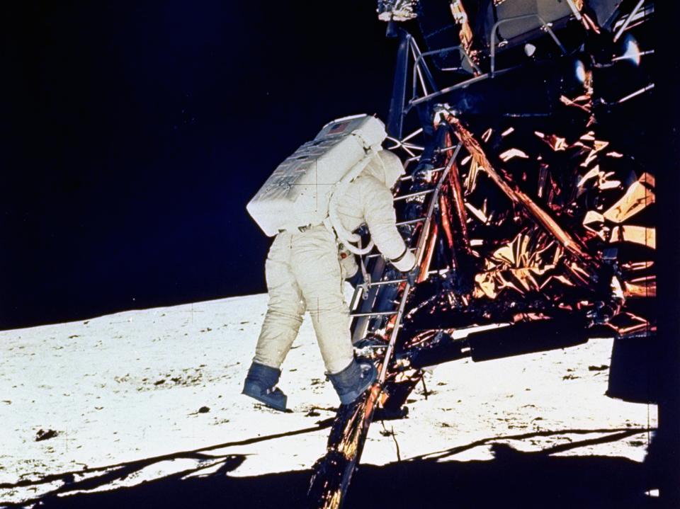Buzz Aldrin, Apollo 11, moon landing