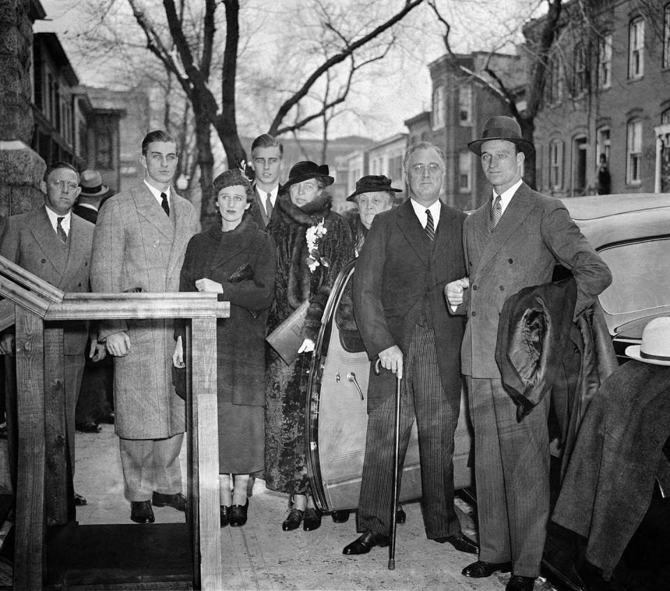 FDR and his family, in 1935