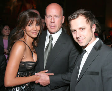 Halle Berry , Bruce Willis and Giovanni Ribisi at the New York premiere of Sony Pictures' Perfect Stranger