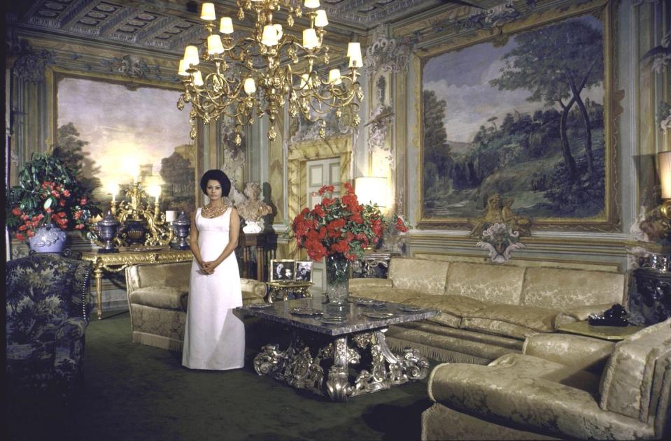 Sophia Loren's Roman Villa Living Room