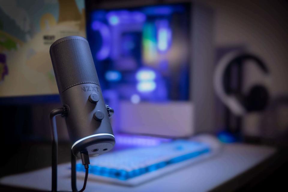 「NZXT膠囊麥克風」是一款專為直播主、影像創作者及遊戲玩家量身打造的USB膠囊麥克風。   圖：品牌提供